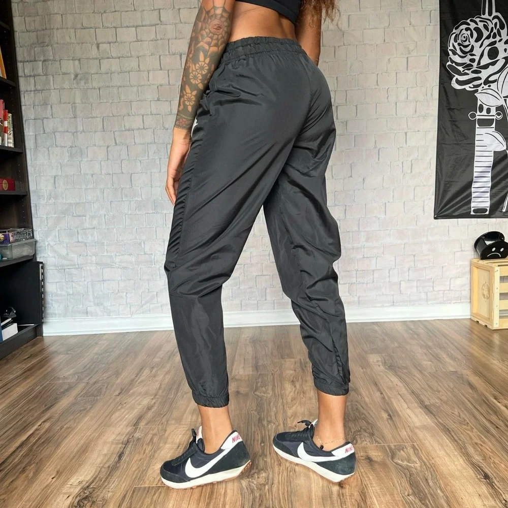 Nike Windbreaker Style Joggers - Picture 5 of 8